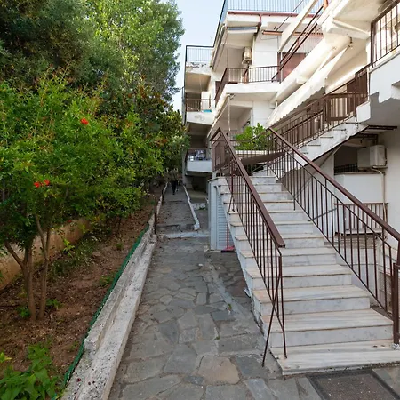 Sandra Seafront By Rentalspro Services - * Неа Мудания