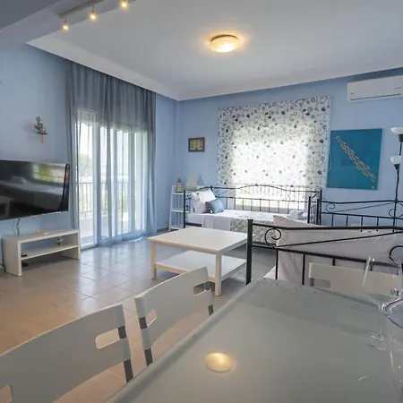 شقة Sandra Seafront By Rentalspro Services - نيا موذانيا