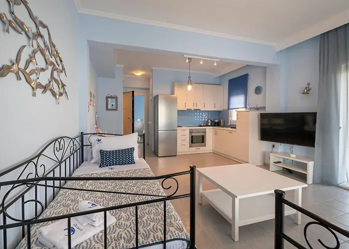 Appartement Sandra Seafront By Rentalspro Services - Nea Moudania