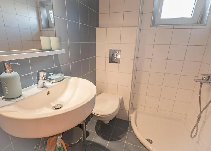 Appartement Sandra Seafront By Rentalspro Services - *