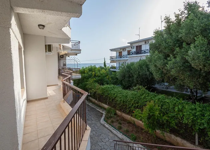 Sandra Seafront By Rentalspro Services - * Nea Moudania