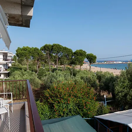Sandra Seafront By Rentalspro Services - * Nea Moudania