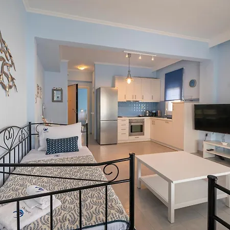 Daire Sandra Seafront By Rentalspro Services - Nea Moudania