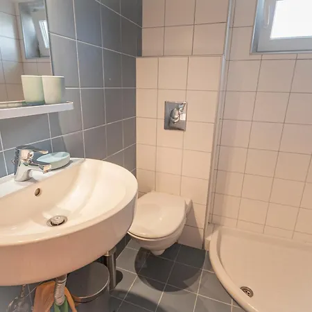 Daire Sandra Seafront By Rentalspro Services - *
