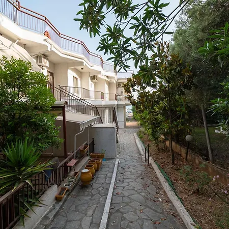Daire Sandra Seafront By Rentalspro Services -